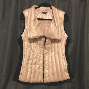 CALVIN KLEIN Women’s puffer-vest | Fall & Winter apparel